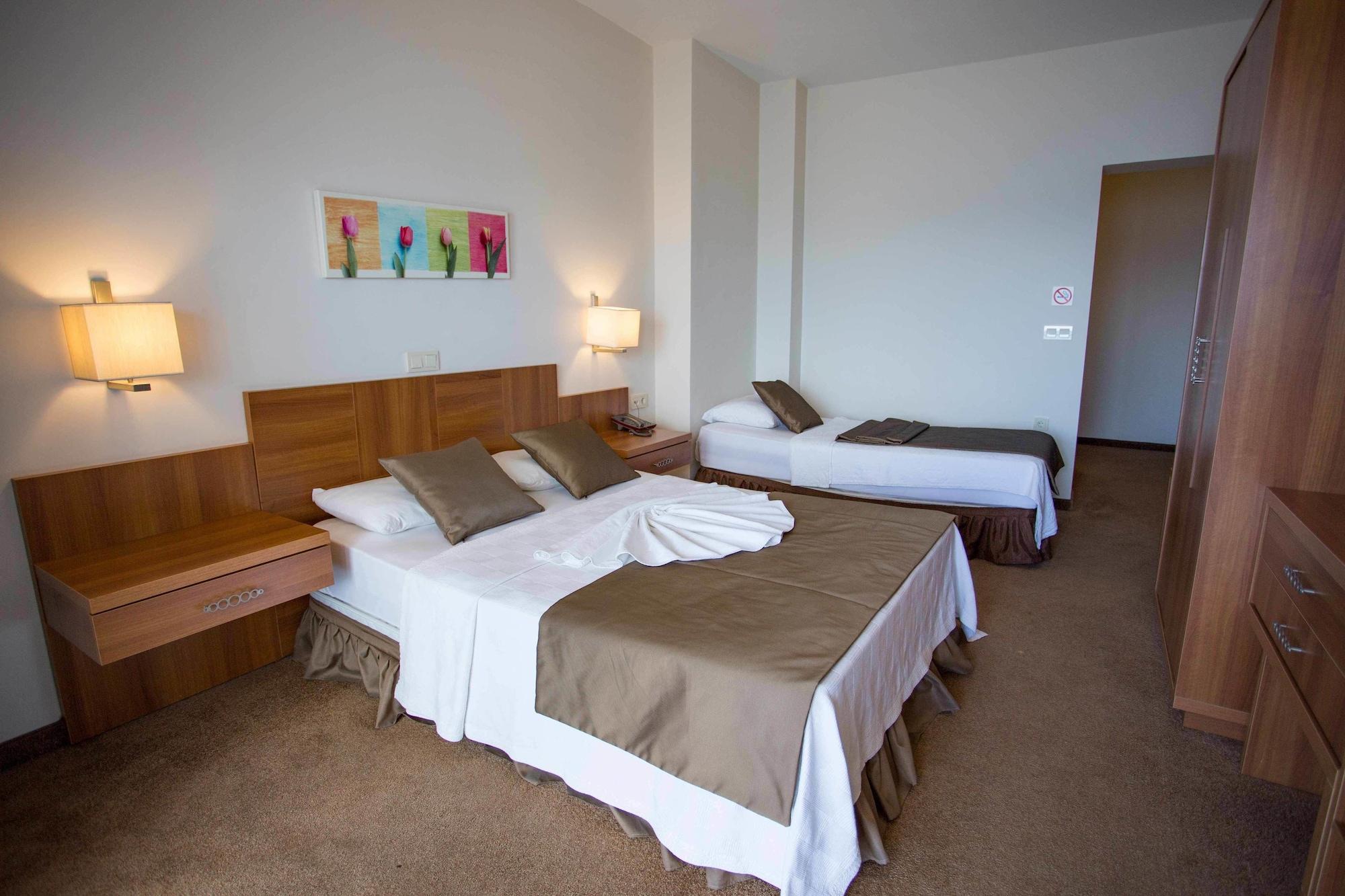 Melis Hotel Kusadasi Bagian luar foto