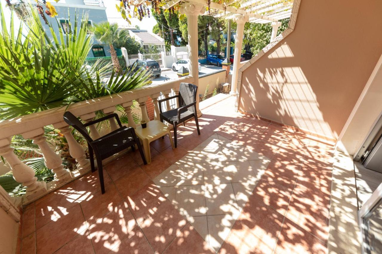 Melis Hotel Kusadasi Bagian luar foto