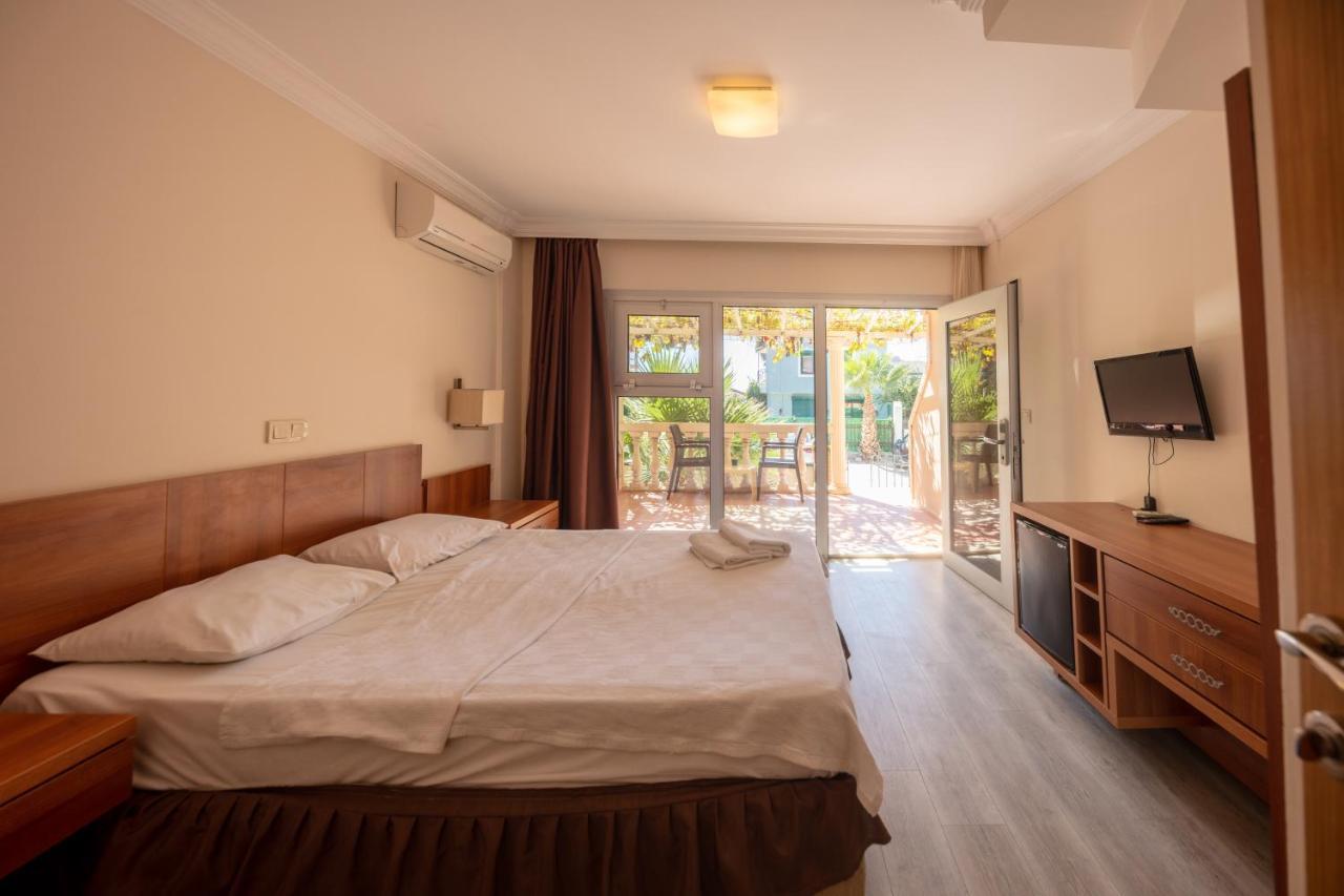 Melis Hotel Kusadasi Bagian luar foto