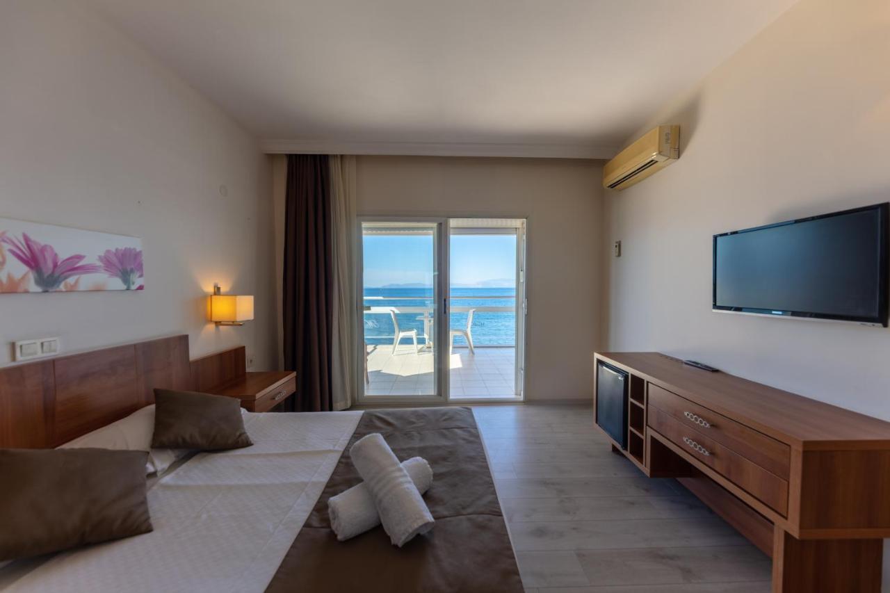 Melis Hotel Kusadasi Bagian luar foto