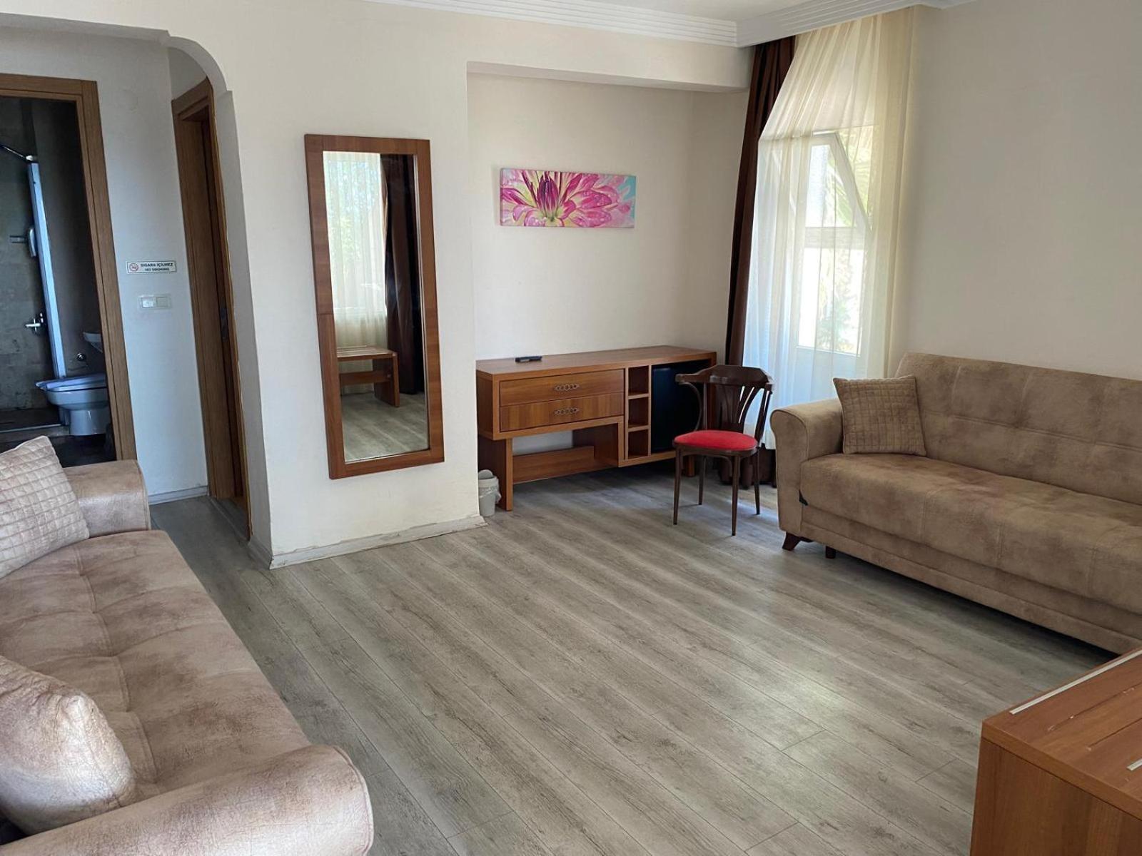 Melis Hotel Kusadasi Bagian luar foto