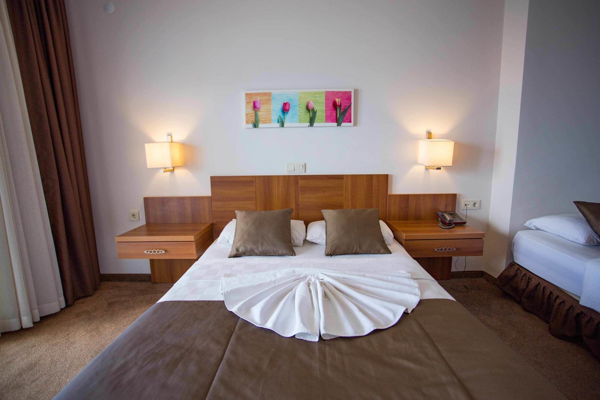 Melis Hotel Kusadasi Bagian luar foto